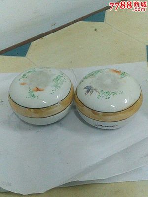 清末民初饰家风华 一对青花仕女粉盒的前世今生